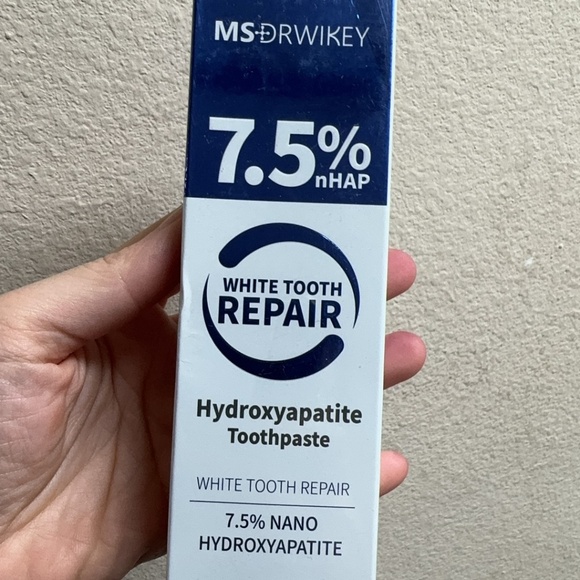 New with seals. 7.5% Nano Hydroxyapatite Toothpaste - White Tooth Repair - Picture 1 of 2